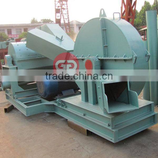 Wood chipper and wood crusher combined in one machine