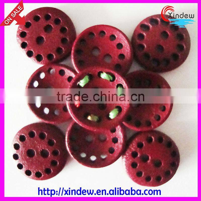 Heart-shaped wooden button for children 24L
