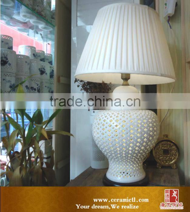 Hotel use ceramic beside table lamp
