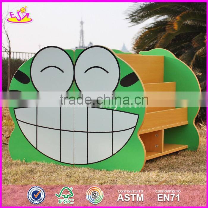2017 New design double sided frog wooden kids toy storage W08C213