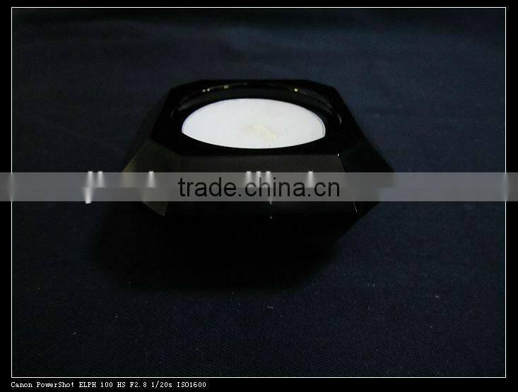 Crystal candle holder in candle holder