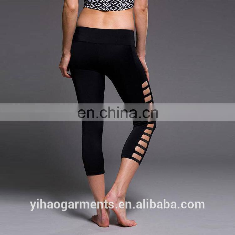 Yihao sales low MOQ legging sport women yoga capris Spandex /Polyester Side Hollow Custom Yoga Leggings