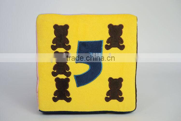 Fun Educational Stuffed Rattle Cube Toys/Plush Baby Rattle Block/Soft Stuffed Colorful Cube Rattle for Baby