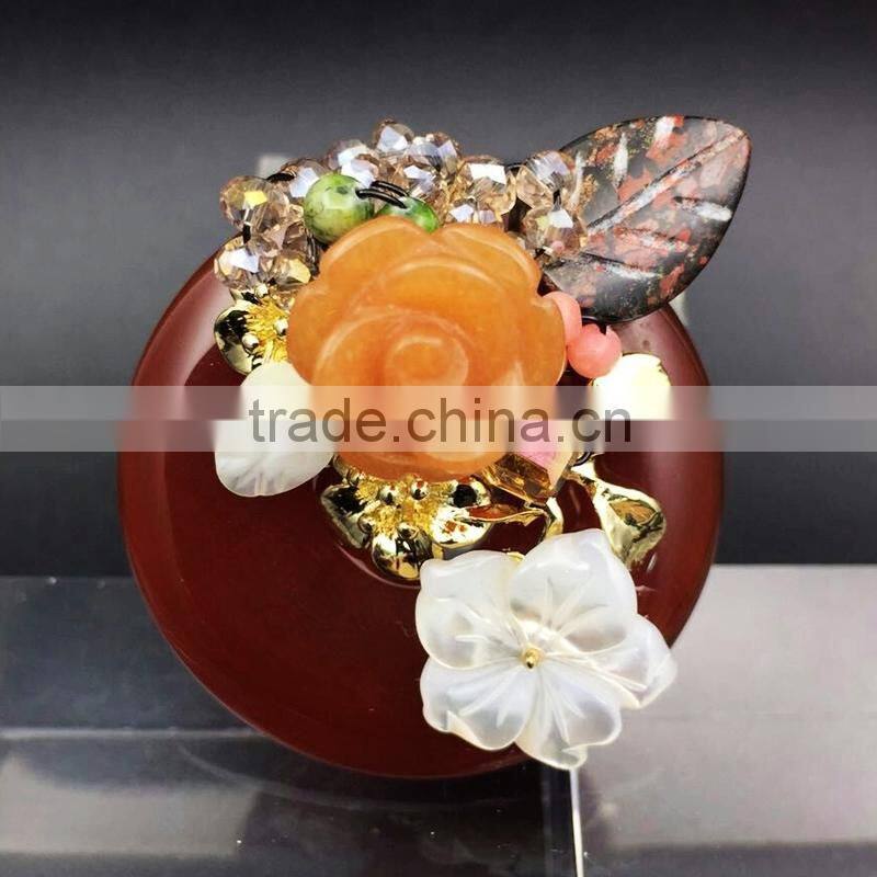 Korean flower crystal agate brooch with rhinestone ornamentnatural stones