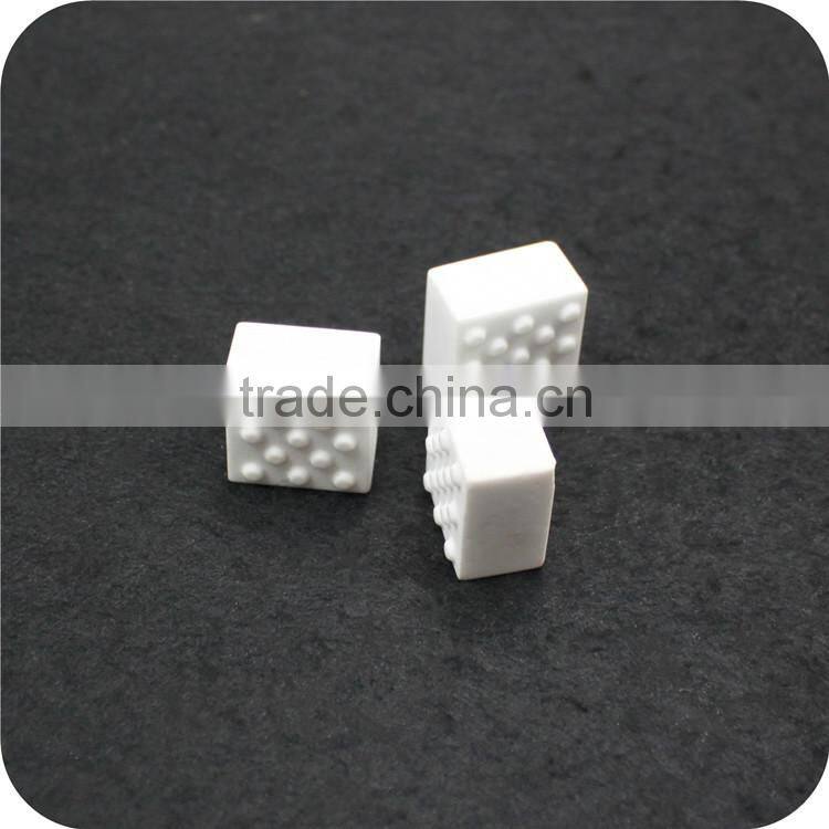 high heat resistance Al2O3 95% alumina square ceramic lagging with round dimple