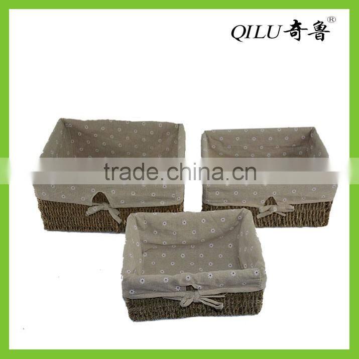 Natural seagrass on wire frame storage basket