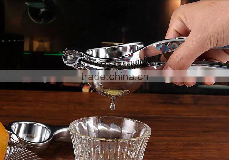 premium quality lemon squeezer