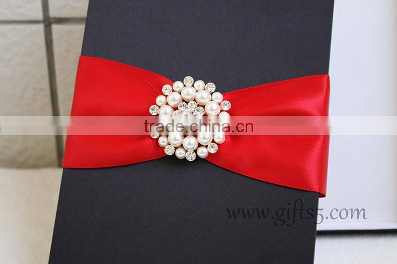 Unique Wedding Invitations Box with brooch