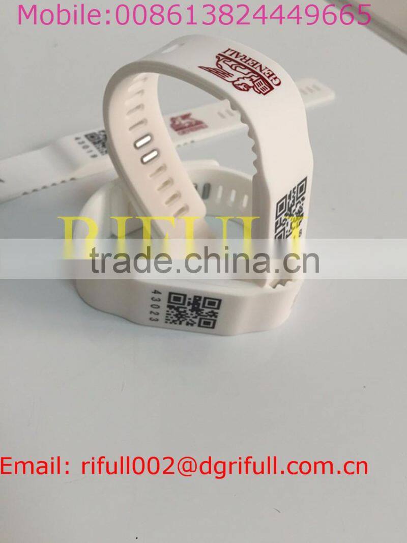 2016 RFID Event Wristbands with QR and name printed for meeting signed