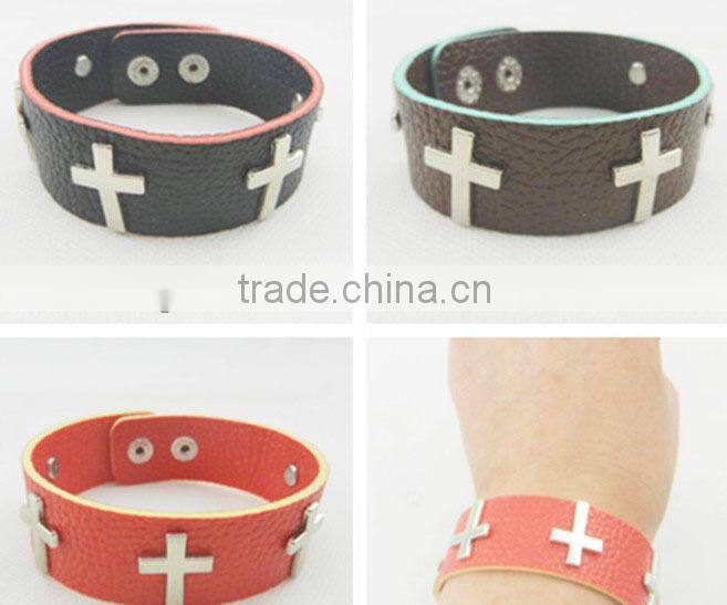 2014 hot style leather bracelet with cross