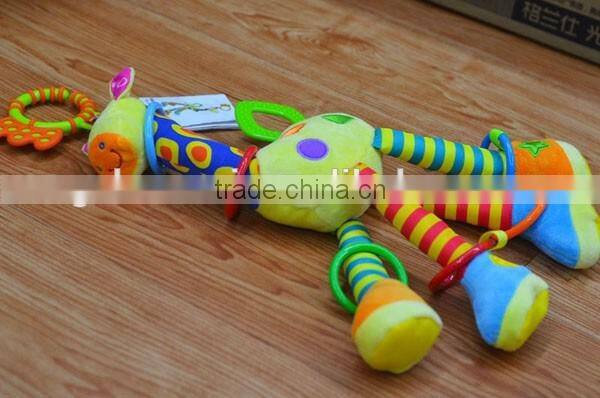 Lovely giraffe bell insert baby educational plush toys baby bed hanging toys