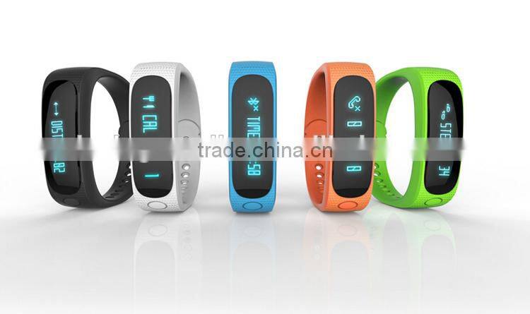 New Product Phone Camera/Video Remote Connected by V4.0 Bluetooth Standby Bracelet Watch