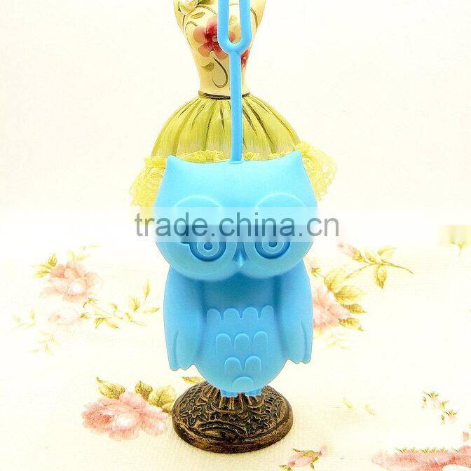 2015 Fashional silicone owl shaped key holder