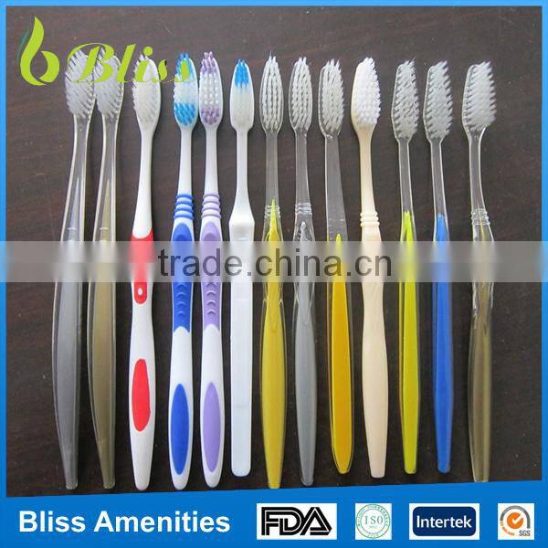 15 new style N03 high quality Hotel disposable toothbrush and toothpaste packed in small box professional supplier of dental kit