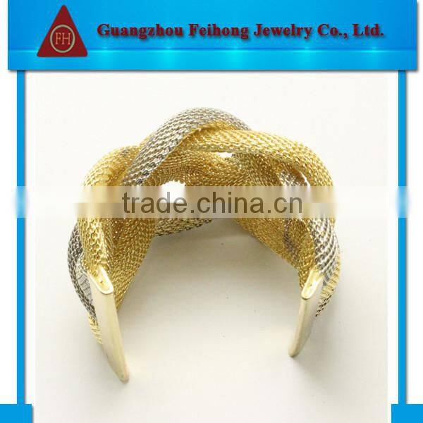 New fashion and best price jewelry gold bracelet connected ring