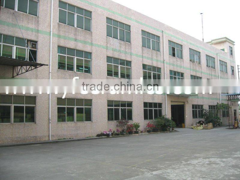 YF11003 ceramic mug with silicon lid