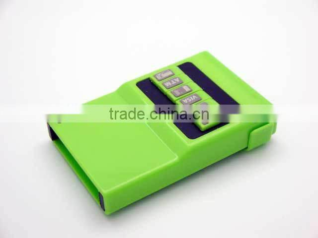CREDIT CARD HOLDER