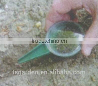 magic garden small plastic seeder