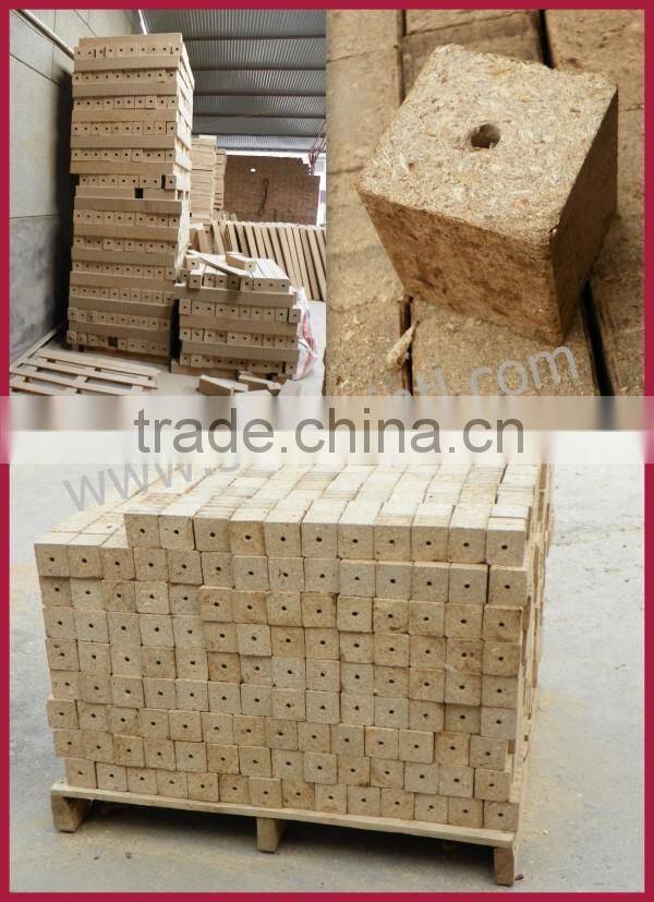 Compact structure wood sawdust pallet block machine