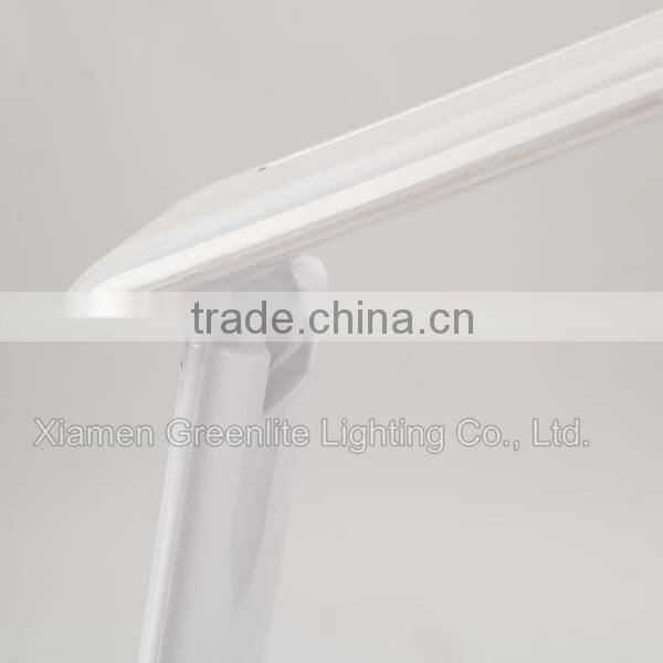 dimmable colorful LED table lamp 8.2W 12V USB output