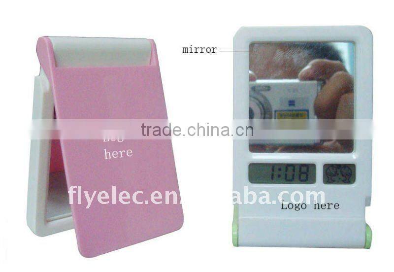 Pocket mirror clock