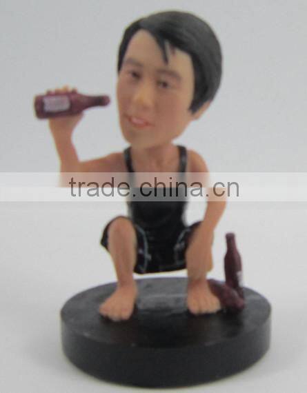 personal design resin drinking figurine for home decoration