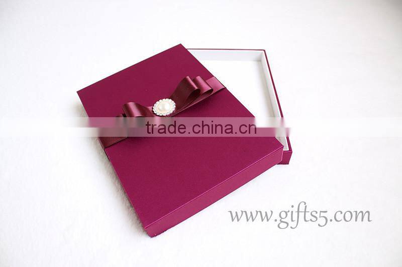 Handmade wedding invitation box