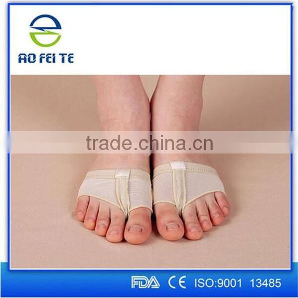 hot sale fashional soft Neoprene dance foot thongs custom half sole foot thongs for dance