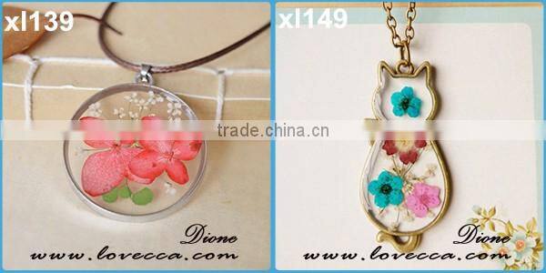 Unisex Fashion Natural Real Dried Flower Round Glass Pendant Necklace New Jewelry