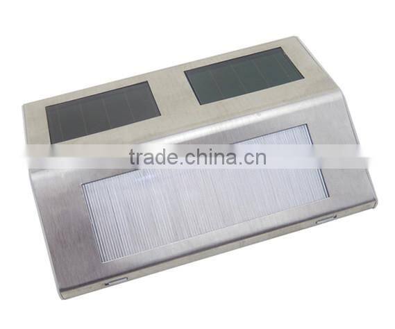 Waterproof light operated solar 2 led outdoor wall light