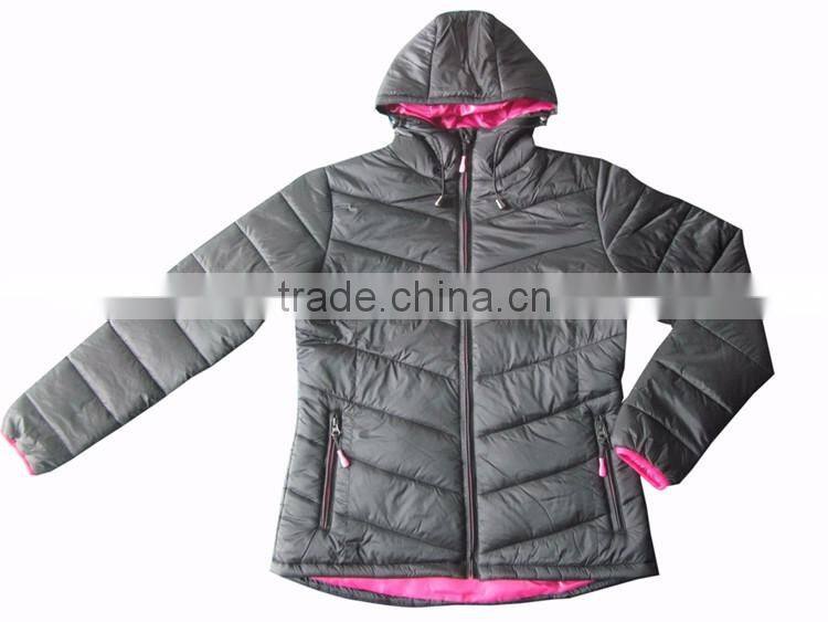 Wholesale winter warm ladies padded jacket with hood for women