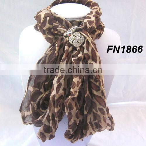 Scarf with necklace jewel beads pendant