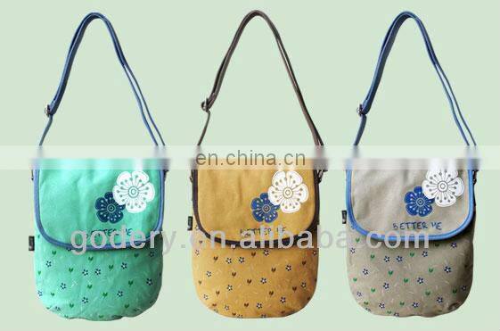 Fashional girls canvas messenger bag