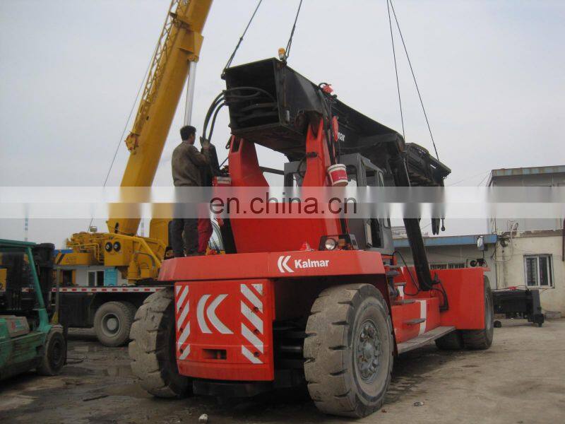 Kalmar DRF450 container reachstacker loading, loading service for Kalmar reach stacker