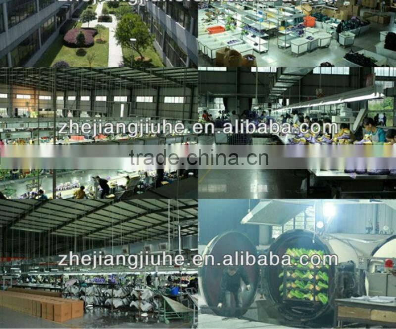 2014 last cute kids' pvc rain boots with colorful tartan pattern