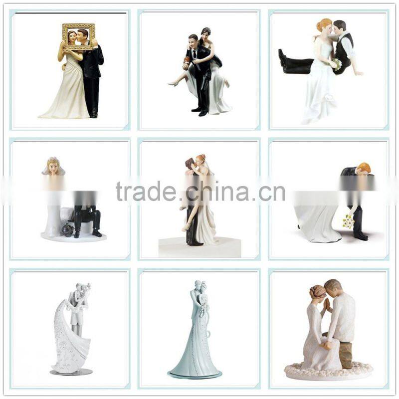 Wedding couple bride and groom figurine souvenirs