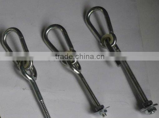 Swing hook with bolt with nut and plastic washer in carbiner rigging hardware china factory