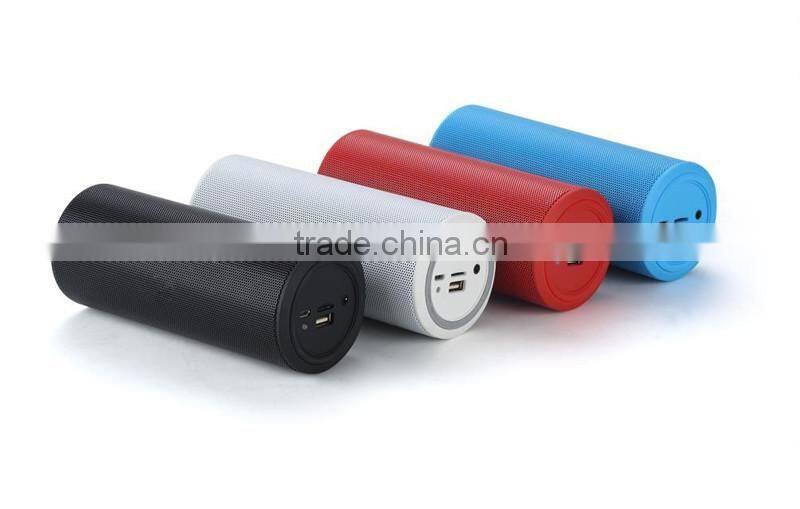 2016 Factory Wholesales Outdoor Portable Wireless Speakers Bluetooth Speakers With TF Card Hand