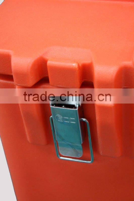 Insulated food case, rotomoulded food case