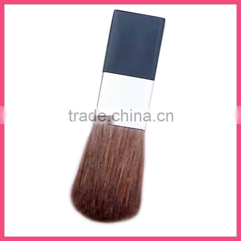 mini blush brush