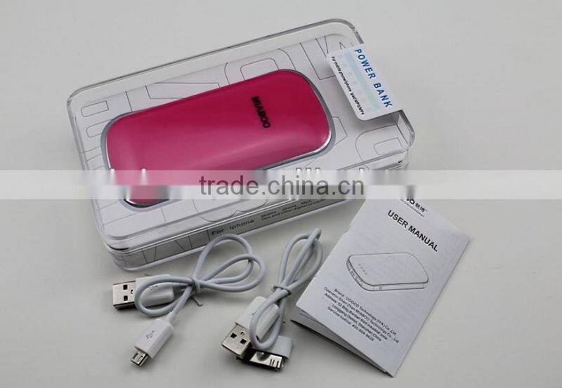 Shenzhen factory Private power banks, 4400MAH-5200MAh Customize capacity mobile charger Pink color portable power bank for Lady