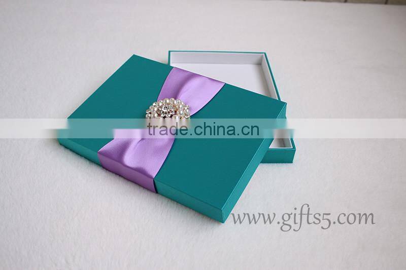 Custom Handcraft blue wedding invitations silk box