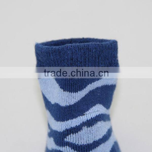GSBT-13 Factory custom high qulity stiped design full terry carton infant baby toy rattle socks
