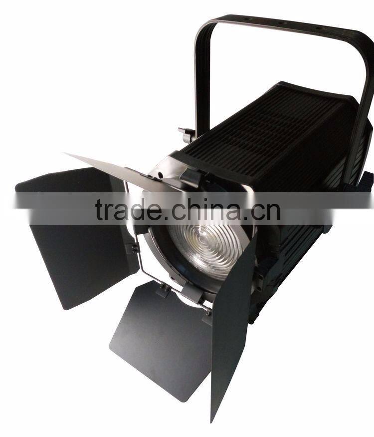 400Watt 3200K 5600K Ra 95 Electronical Zoom DMX Dimmer Sound Active Barn Door 400W COB LED Fresnel Studio TV Film SpotLight