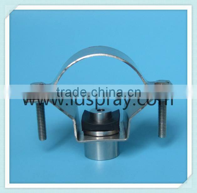 Pipe install split-eyelet connector