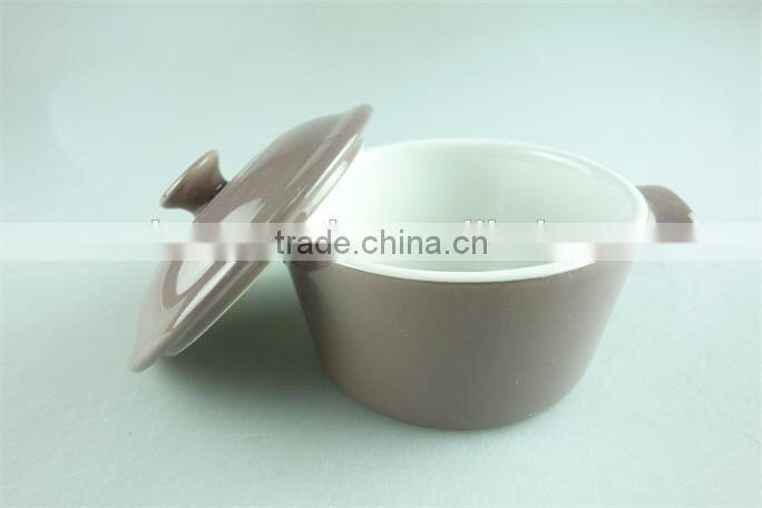 Wholesale color glazed ceramic soup tureen with lid/cover in stock
