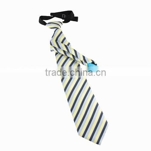 Creative Tie Flask / microfiber tie with secret hidden wine flask / plastic drinking flask