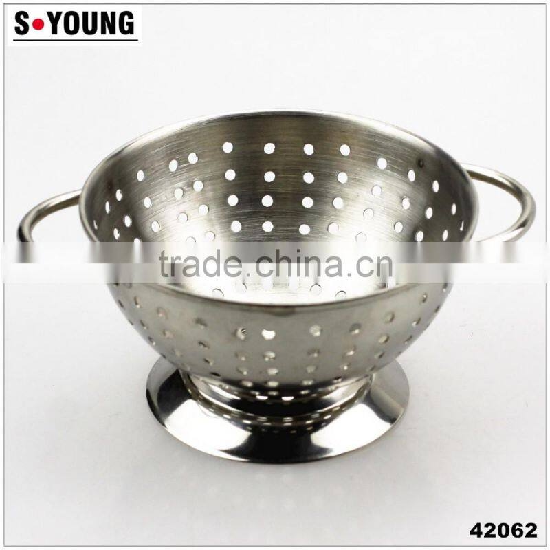 42062 STAINLESS STEEL FRUIT BOWL COLANDOR