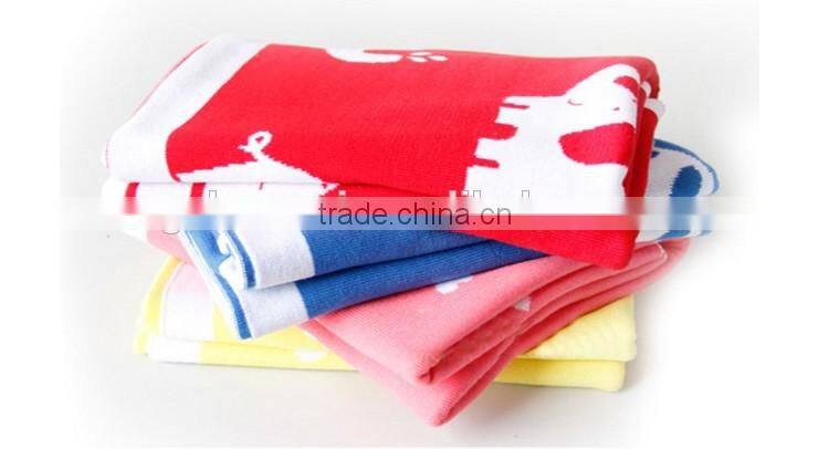 Lovely animal printed knit baby blanket