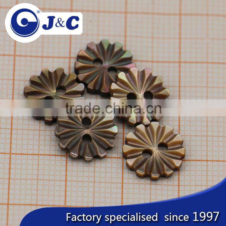 bespoke raw flower shape brown lip shell button for coat